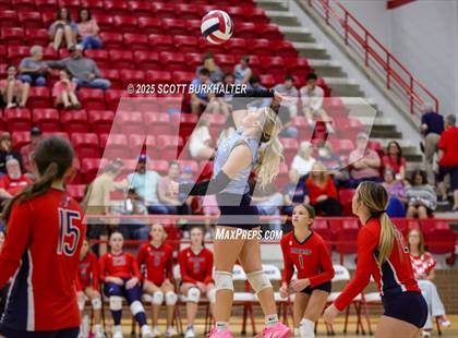 Thumbnail 3 in FR: Merkel @ Jim Ned photogallery.