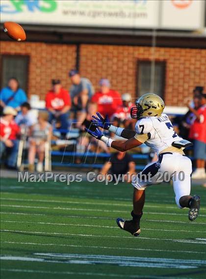 Thumbnail 3 in Big 33 Football Classic (Pennsylvania vs. Ohio)  photogallery.