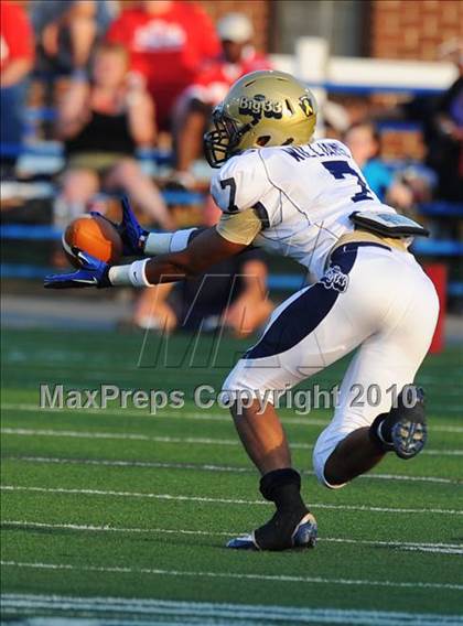 Thumbnail 1 in Big 33 Football Classic (Pennsylvania vs. Ohio)  photogallery.