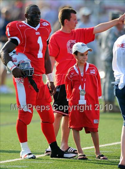 Thumbnail 1 in Big 33 Football Classic (Pennsylvania vs. Ohio)  photogallery.