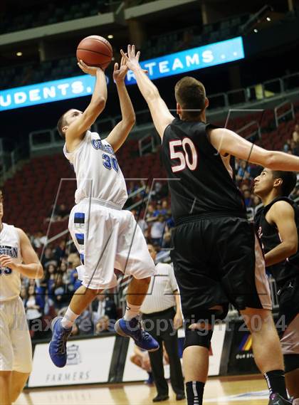 Thumbnail 2 in Valley Christian vs. Cortez (AIA D3 Final) photogallery.