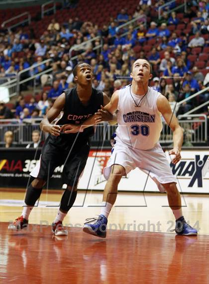 Thumbnail 3 in Valley Christian vs. Cortez (AIA D3 Final) photogallery.