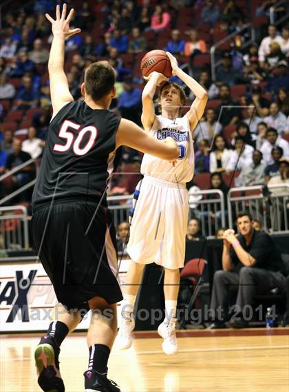 Thumbnail 1 in Valley Christian vs. Cortez (AIA D3 Final) photogallery.