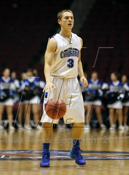 Thumbnail 1 in Valley Christian vs. Cortez (AIA D3 Final) photogallery.