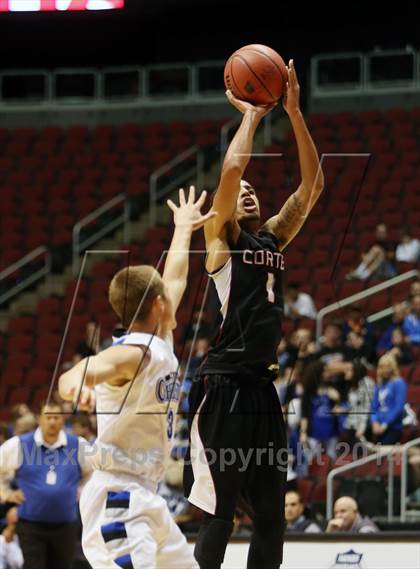 Thumbnail 3 in Valley Christian vs. Cortez (AIA D3 Final) photogallery.