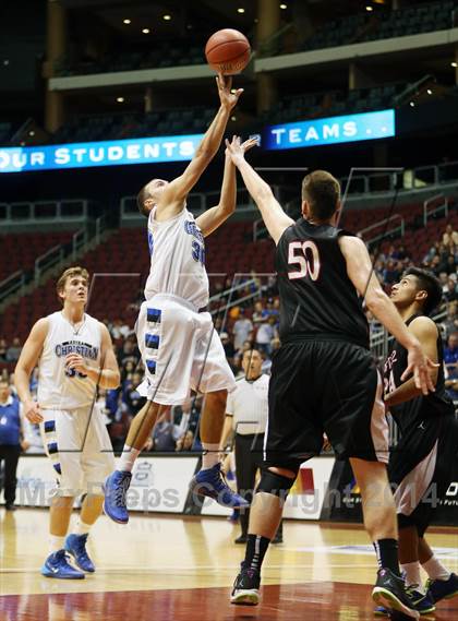 Thumbnail 3 in Valley Christian vs. Cortez (AIA D3 Final) photogallery.