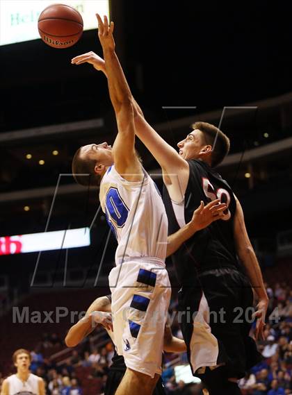 Thumbnail 1 in Valley Christian vs. Cortez (AIA D3 Final) photogallery.