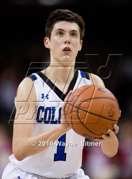 Thumbnail 3 in Dixie Heights vs Covington Catholic photogallery.