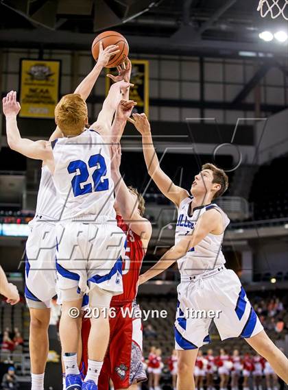 Thumbnail 3 in Dixie Heights vs Covington Catholic photogallery.