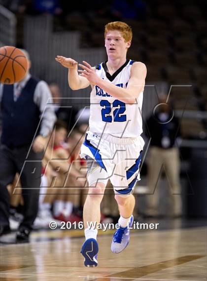 Thumbnail 1 in Dixie Heights vs Covington Catholic photogallery.