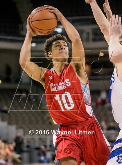 Thumbnail 3 in Dixie Heights vs Covington Catholic photogallery.