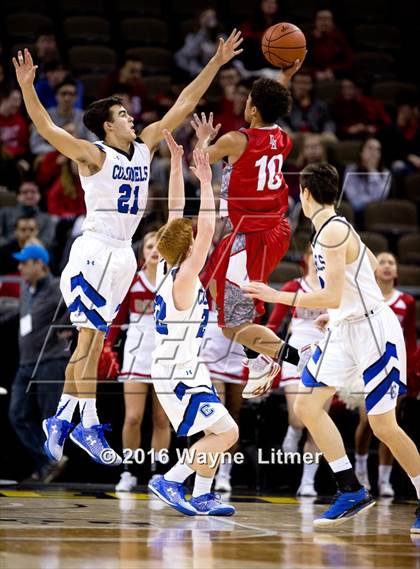 Thumbnail 1 in Dixie Heights vs Covington Catholic photogallery.