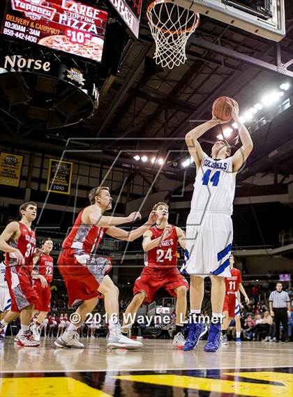 Thumbnail 3 in Dixie Heights vs Covington Catholic photogallery.