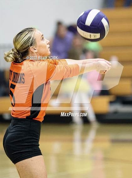 Thumbnail 3 in Grand Saline vs Edgewood photogallery.
