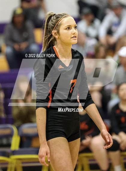 Thumbnail 3 in Grand Saline vs Edgewood photogallery.