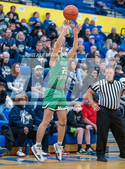 Thumbnail 3 in Triton Central vs. University (IHSAA 2A Regional Semi-final) photogallery.
