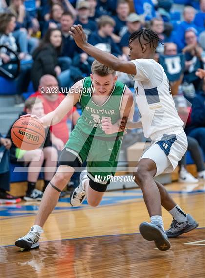Thumbnail 1 in Triton Central vs. University (IHSAA 2A Regional Semi-final) photogallery.