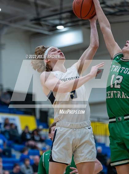 Thumbnail 2 in Triton Central vs. University (IHSAA 2A Regional Semi-final) photogallery.