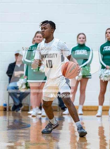 Thumbnail 1 in Triton Central vs. University (IHSAA 2A Regional Semi-final) photogallery.