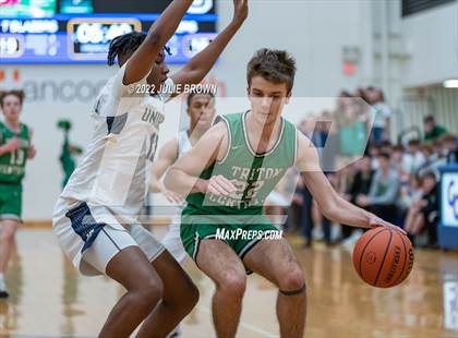 Thumbnail 2 in Triton Central vs. University (IHSAA 2A Regional Semi-final) photogallery.
