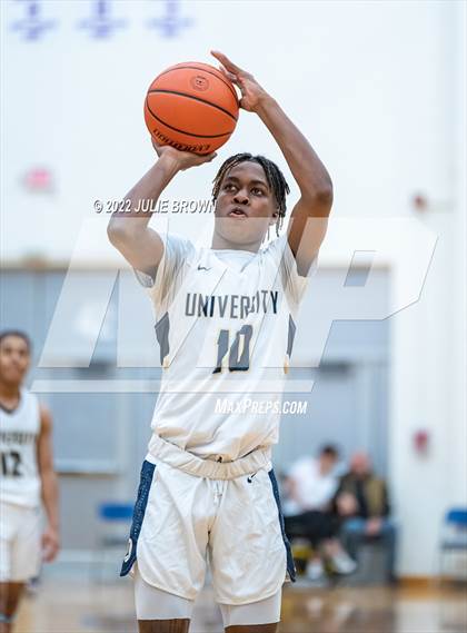 Thumbnail 2 in Triton Central vs. University (IHSAA 2A Regional Semi-final) photogallery.