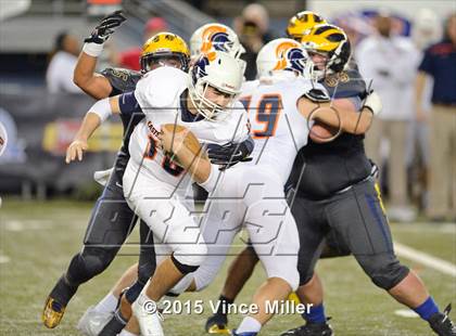 Thumbnail 3 in Eastside Catholic vs. Bellevue (WIAA 3A Final) photogallery.