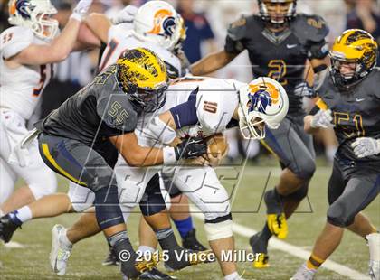 Thumbnail 2 in Eastside Catholic vs. Bellevue (WIAA 3A Final) photogallery.