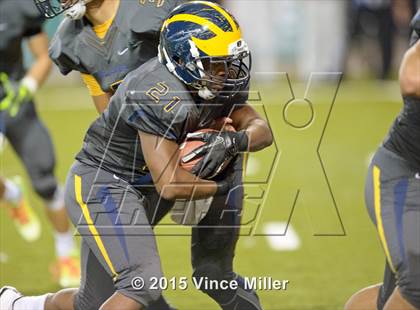 Thumbnail 2 in Eastside Catholic vs. Bellevue (WIAA 3A Final) photogallery.