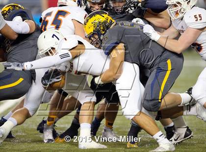 Thumbnail 2 in Eastside Catholic vs. Bellevue (WIAA 3A Final) photogallery.