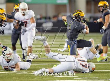 Thumbnail 3 in Eastside Catholic vs. Bellevue (WIAA 3A Final) photogallery.