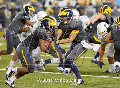 Thumbnail 3 in Eastside Catholic vs. Bellevue (WIAA 3A Final) photogallery.