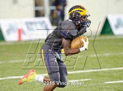 Thumbnail 3 in Eastside Catholic vs. Bellevue (WIAA 3A Final) photogallery.