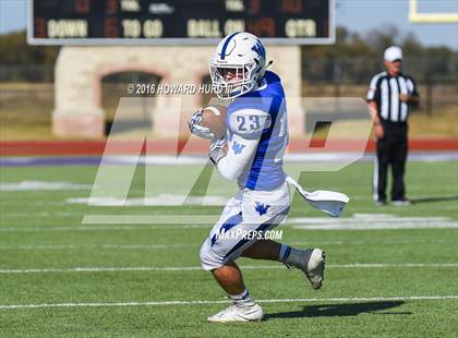 Thumbnail 1 in Windthorst vs. De Leon (UIL 2A Regional Playoff) photogallery.