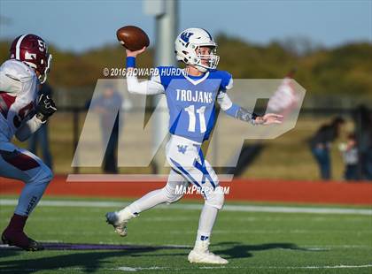Thumbnail 2 in Windthorst vs. De Leon (UIL 2A Regional Playoff) photogallery.