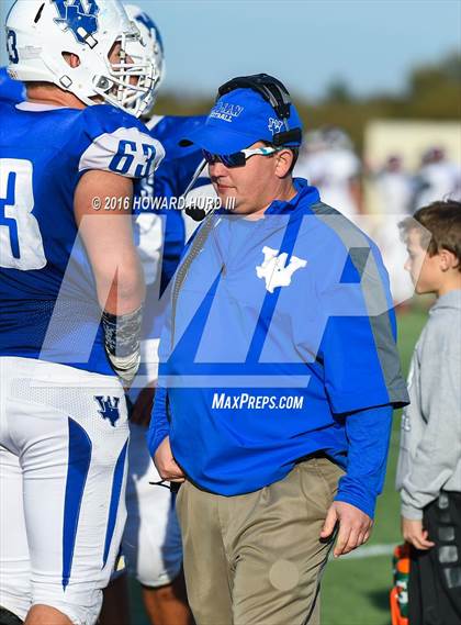 Thumbnail 1 in Windthorst vs. De Leon (UIL 2A Regional Playoff) photogallery.