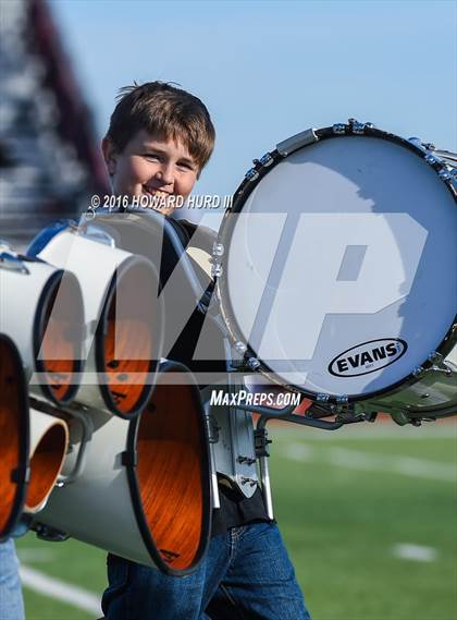 Thumbnail 3 in Windthorst vs. De Leon (UIL 2A Regional Playoff) photogallery.