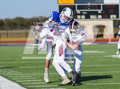Thumbnail 3 in Windthorst vs. De Leon (UIL 2A Regional Playoff) photogallery.