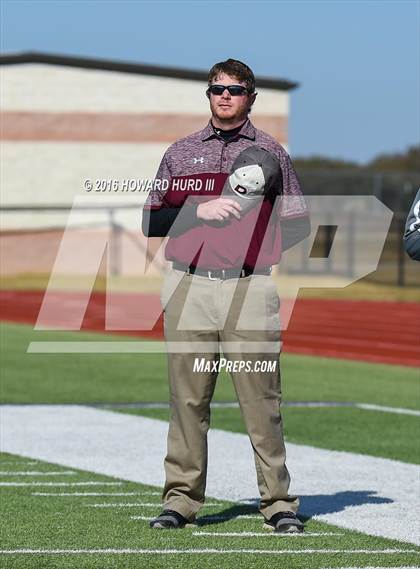 Thumbnail 2 in Windthorst vs. De Leon (UIL 2A Regional Playoff) photogallery.