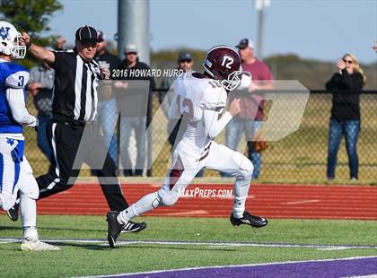 Thumbnail 2 in Windthorst vs. De Leon (UIL 2A Regional Playoff) photogallery.