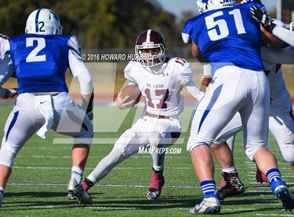 Thumbnail 3 in Windthorst vs. De Leon (UIL 2A Regional Playoff) photogallery.