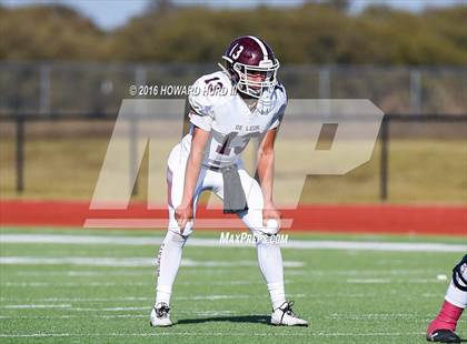 Thumbnail 3 in Windthorst vs. De Leon (UIL 2A Regional Playoff) photogallery.