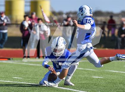 Thumbnail 1 in Windthorst vs. De Leon (UIL 2A Regional Playoff) photogallery.