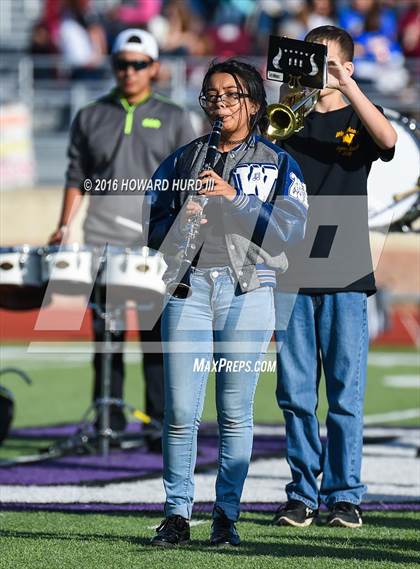 Thumbnail 2 in Windthorst vs. De Leon (UIL 2A Regional Playoff) photogallery.