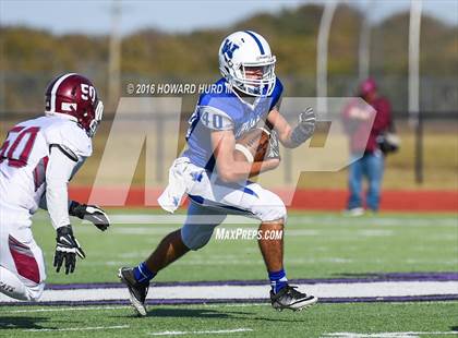 Thumbnail 3 in Windthorst vs. De Leon (UIL 2A Regional Playoff) photogallery.