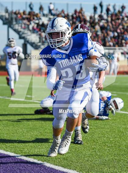 Thumbnail 1 in Windthorst vs. De Leon (UIL 2A Regional Playoff) photogallery.