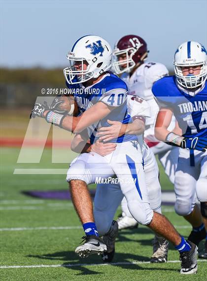 Thumbnail 2 in Windthorst vs. De Leon (UIL 2A Regional Playoff) photogallery.