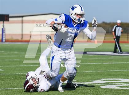 Thumbnail 3 in Windthorst vs. De Leon (UIL 2A Regional Playoff) photogallery.