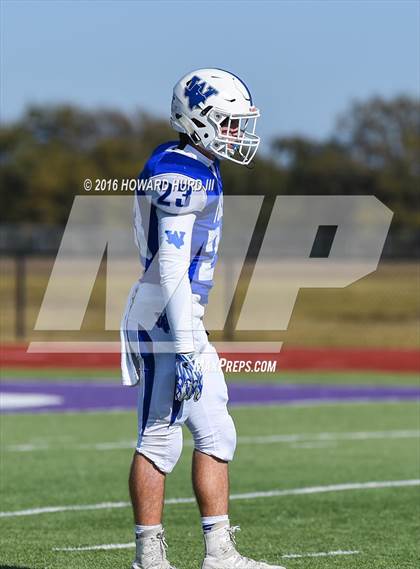 Thumbnail 1 in Windthorst vs. De Leon (UIL 2A Regional Playoff) photogallery.