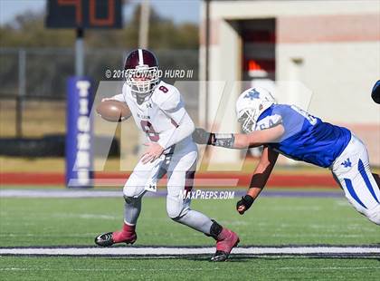 Thumbnail 2 in Windthorst vs. De Leon (UIL 2A Regional Playoff) photogallery.