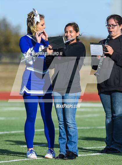 Thumbnail 1 in Windthorst vs. De Leon (UIL 2A Regional Playoff) photogallery.